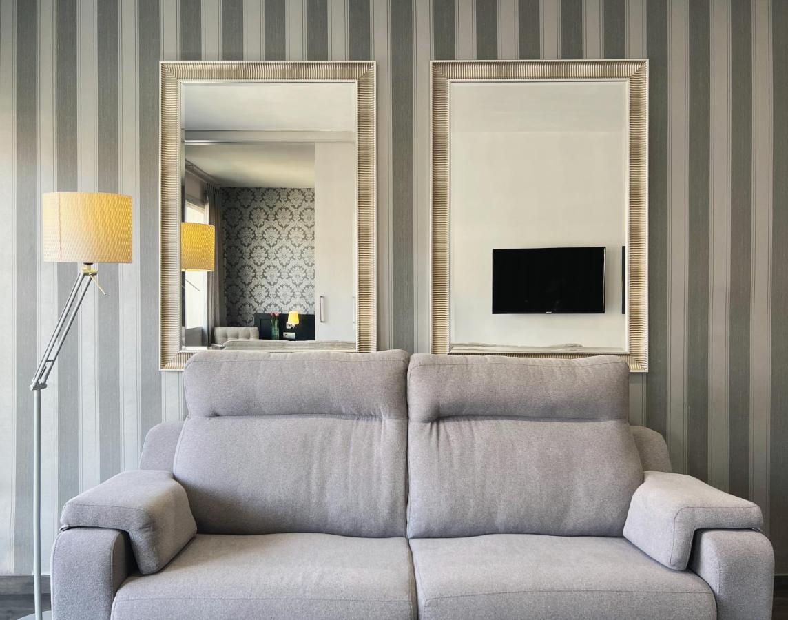 Stay U-Nique Apartments Beltran I Rozpide Барселона Экстерьер фото