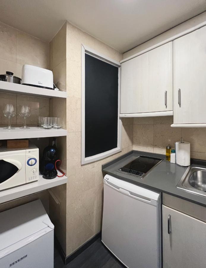 Stay U-Nique Apartments Beltran I Rozpide Барселона Экстерьер фото